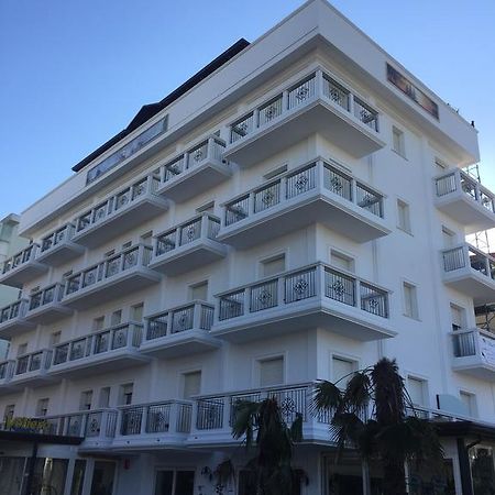 Hotel Residence Veliero Riccione Kültér fotó