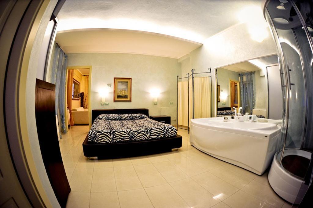 Hotel Residence Veliero Riccione Szoba fotó
