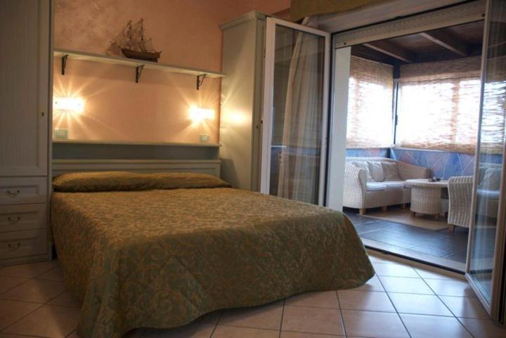 Hotel Residence Veliero Riccione Kültér fotó