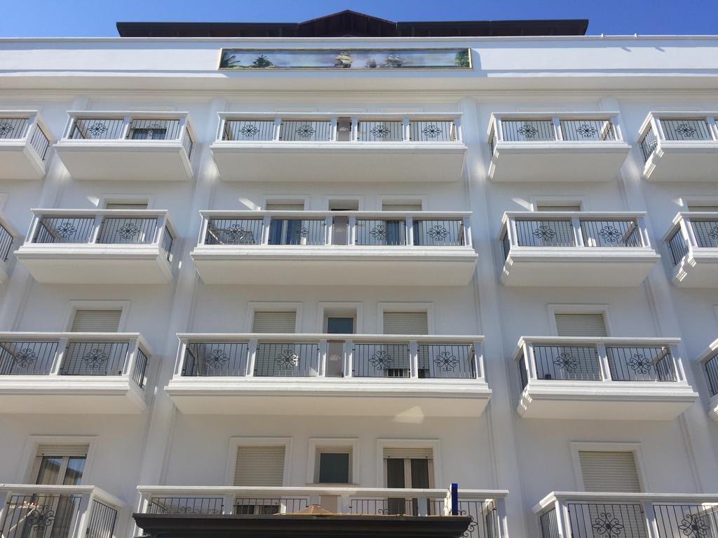 Hotel Residence Veliero Riccione Kültér fotó