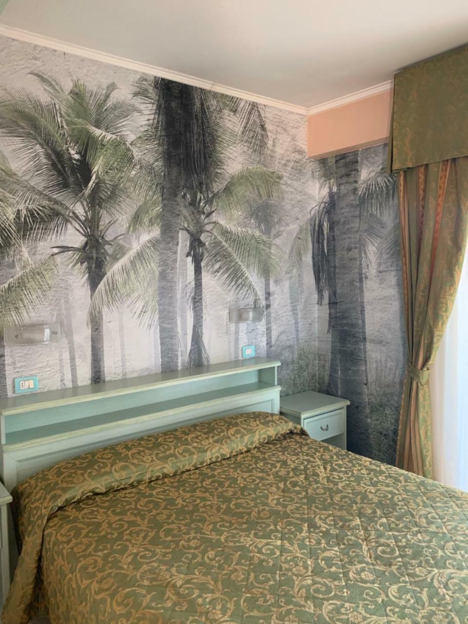 Hotel Residence Veliero Riccione Kültér fotó